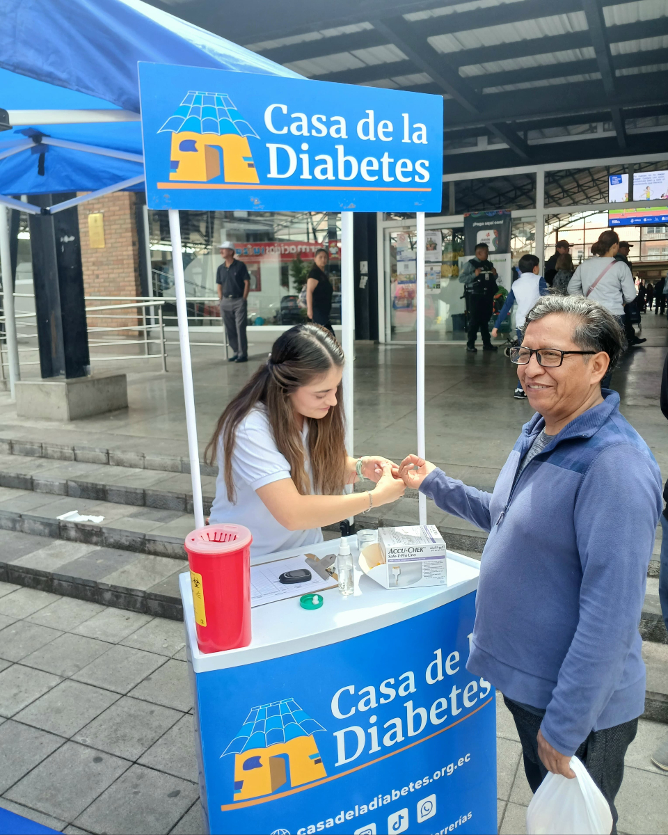 Celebramos a las mujeres en el Mercado 12 de Abril con salud y bienestar
